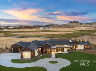 698 E Equine Ln, Eagle, ID 83616