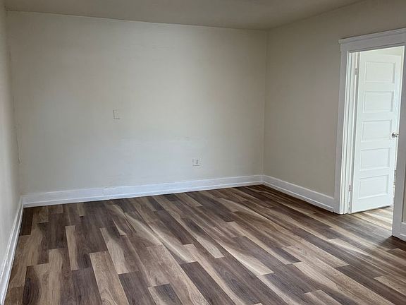 5th image of 301-5 3rd Ave #303-B