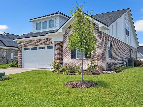 3rd image of 4442 Summerfield Dr