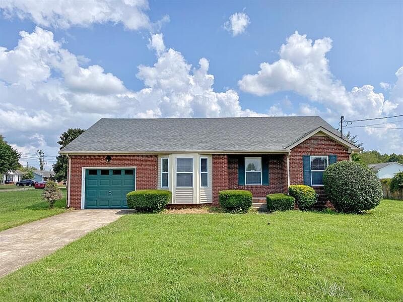 1st image of 701 Carbondale Dr