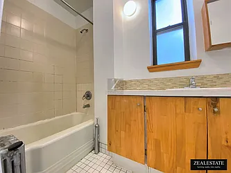 Rented by ZealEstate Group Inc