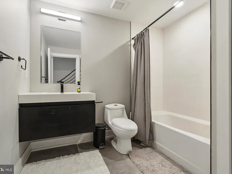 1500 N Myrtlewood St — Photo 10