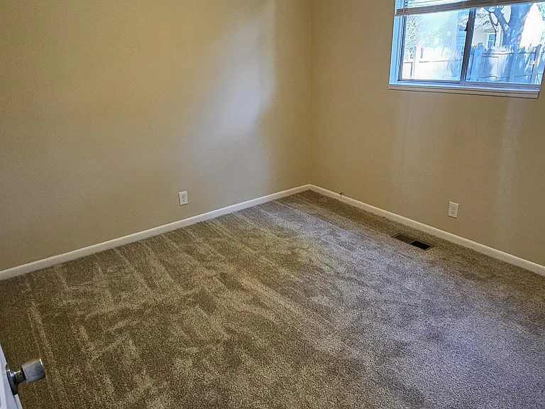 8049 Westminster Ave — Photo 11