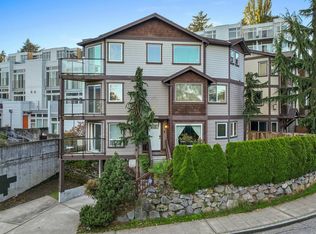 565 Halladay St, Seattle, WA 98109