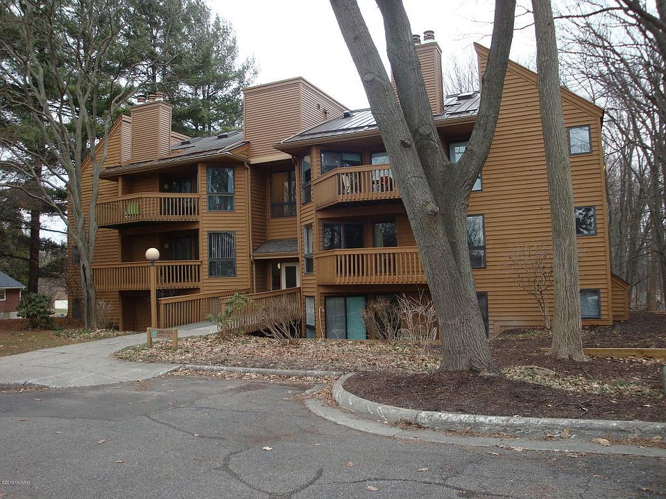 1st image of 1298 Hillburn Ave NW