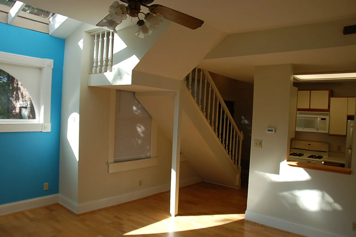 10 W Hollister Street — Photo 3