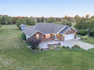 247 Sedan Ln, Republic, MO 65738