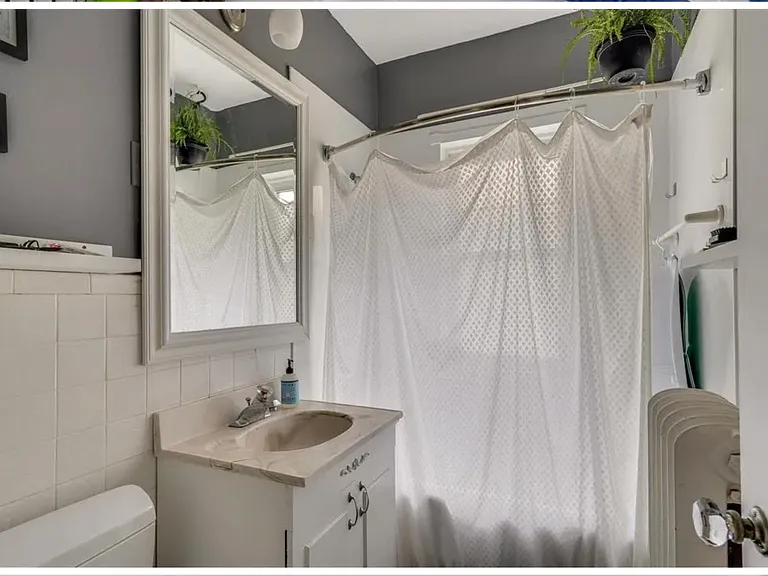 3547 Girard Ave S — Photo 16
