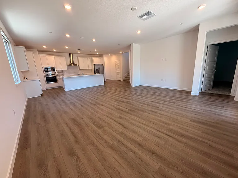 12778 Ironbow Way — Photo 5