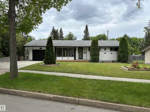 51 Glenmore Cres, Saint Albert, AB T8N 0S6