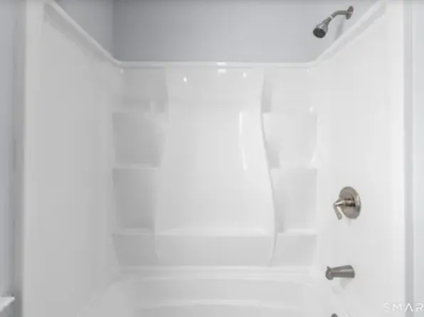 11 Young St #1, New Haven, CT 06511