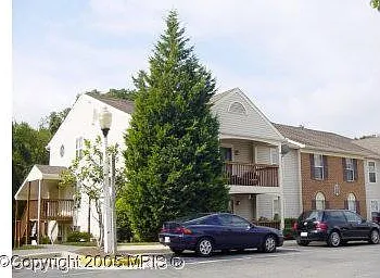 9472 Scarlet Oak Drive — Photo 1