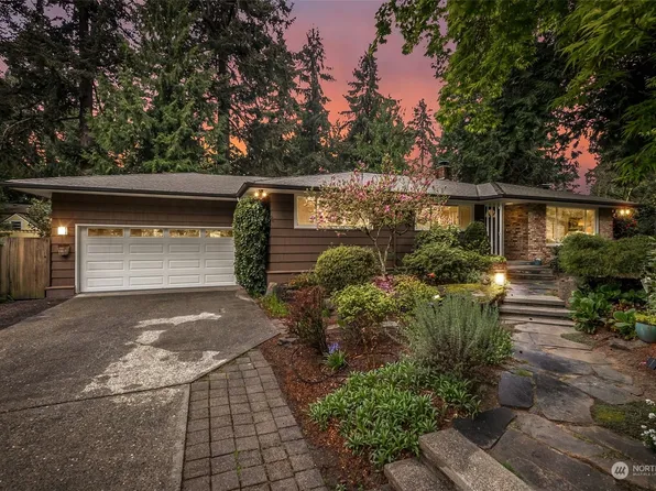 2703 104th Avenue SE, Beaux Arts, WA 98004