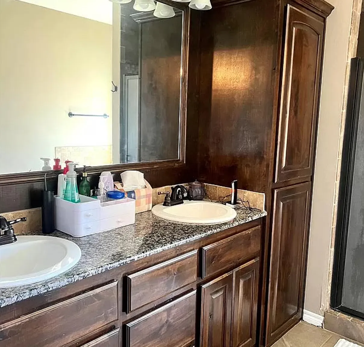 3 bed, 1700 sqft, $2,100 — Photo 4