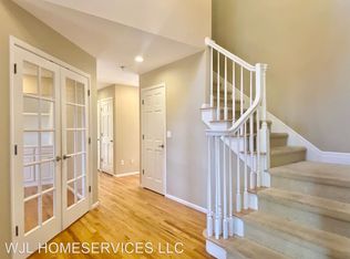 10045 136th Ave NE, Redmond, WA 98033