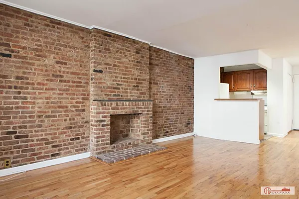 Rented by Cayenne Realty Group | media 15