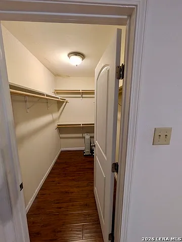 304 E Mistletoe Ave — Photo 8