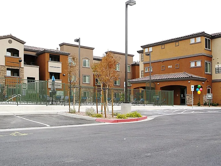 Boulder Pointe — Photo 12