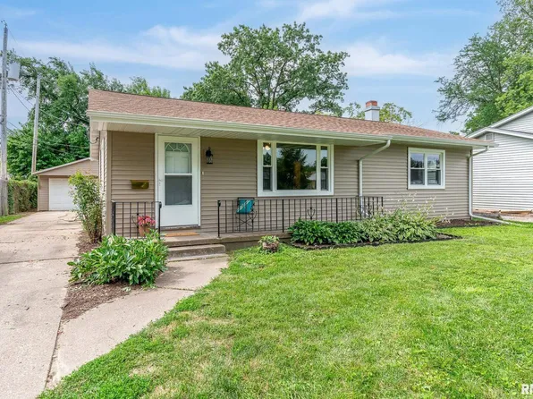 3634 14th Ave, Moline, IL 61265