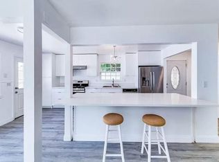 13583 Mindora Ave, Sylmar, CA 91342