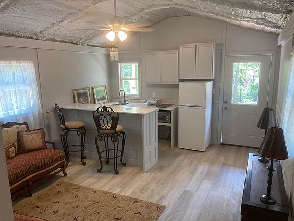 4th image of 171 Oliver Ln