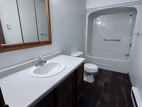 1706 Highway 49 N #3, Beulah, ND 58523