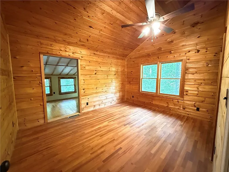 2405 Mountain Rd — Photo 10