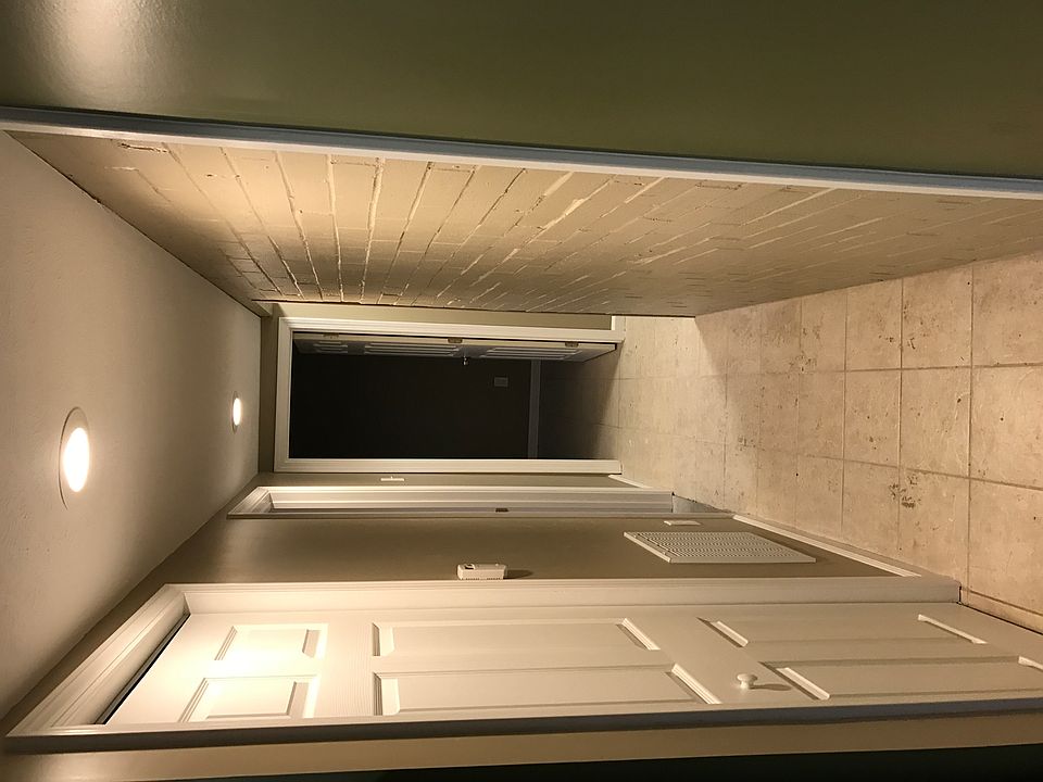2nd image of 501 Union St