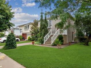 51 Figurea Ave, Staten Island, NY 10312