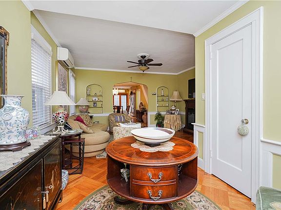 5th image of 2054 E 67th St