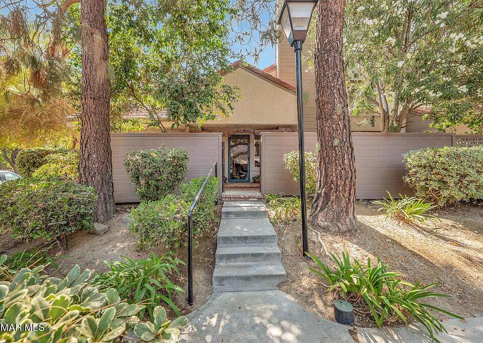 1st image of 1031 N Via Colinas