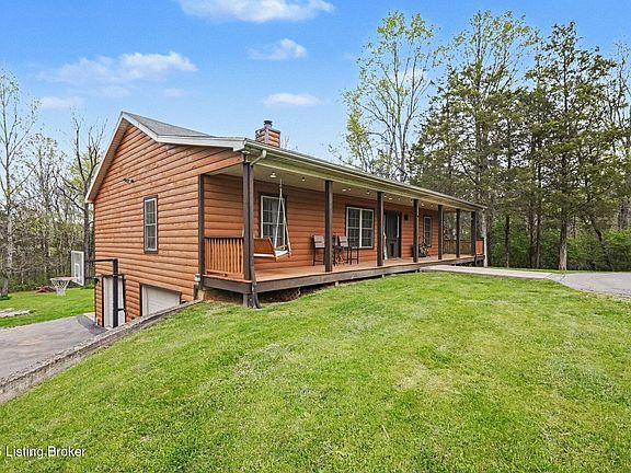 2nd image of 195 Maple Ln