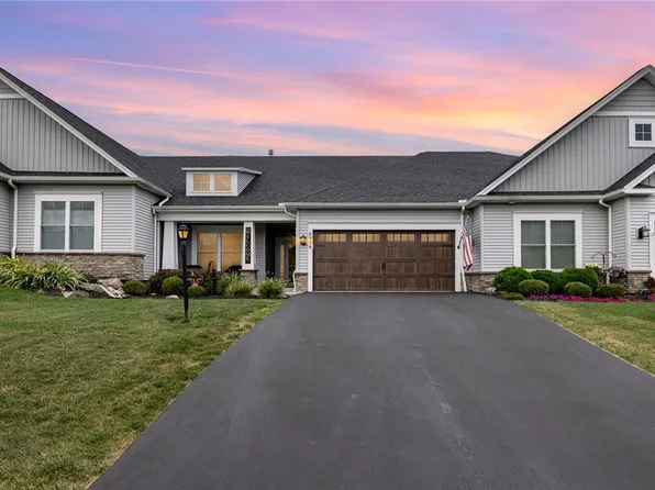 6916 Silverton Gln, Victor, NY 14564