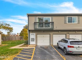 238 Algonquin Ct UNIT D, Bolingbrook, IL 60440