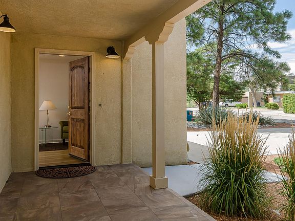 5th image of 3614 Calle Del Sol NE