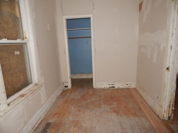 5th image of 1343 S 50th Ct