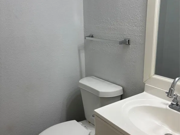 1210 Southport Dr #1210B, Austin, TX 78704