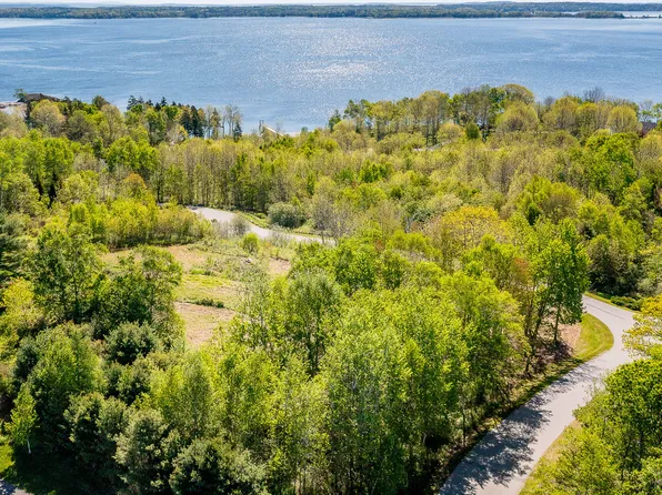 7 Highfields Lane, Northport, ME 04849