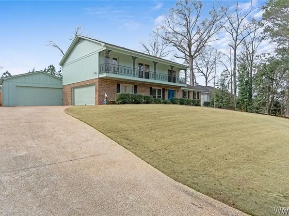 4625 White Dogwood Ln, Northport, AL 35473