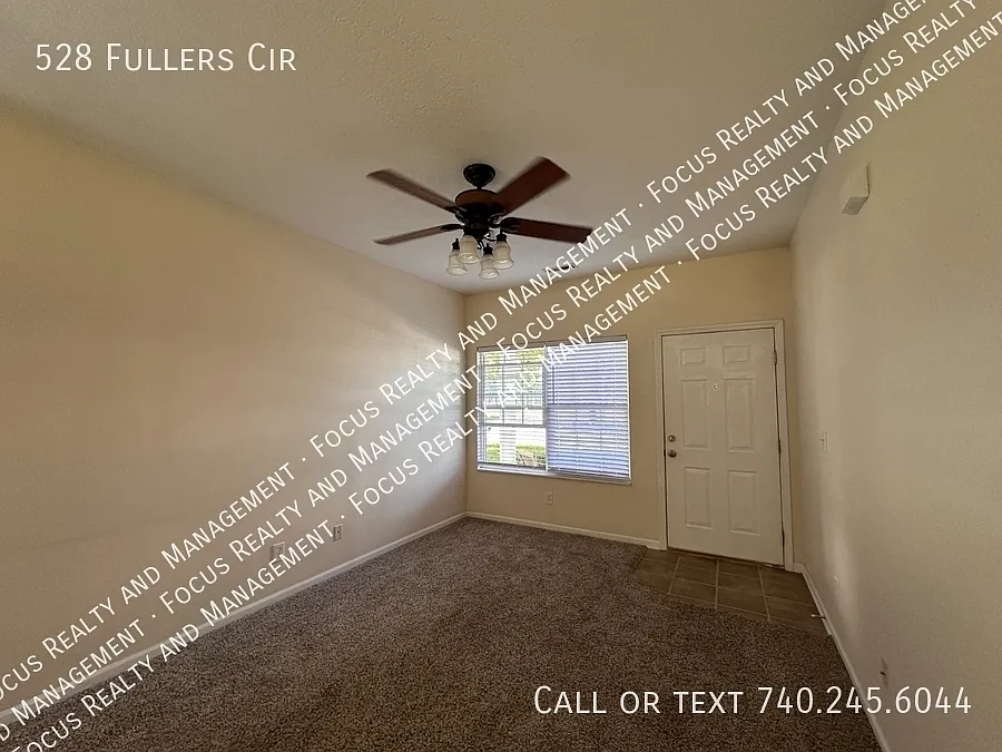 2 bed, 1.5 bath, $1,900 — Photo 3