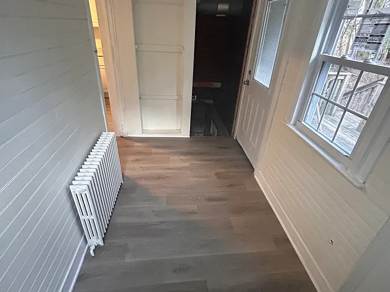19 Fairfield Ave — Photo 8