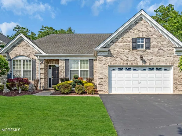 8 Park Ridge Way, Jackson, NJ 08527