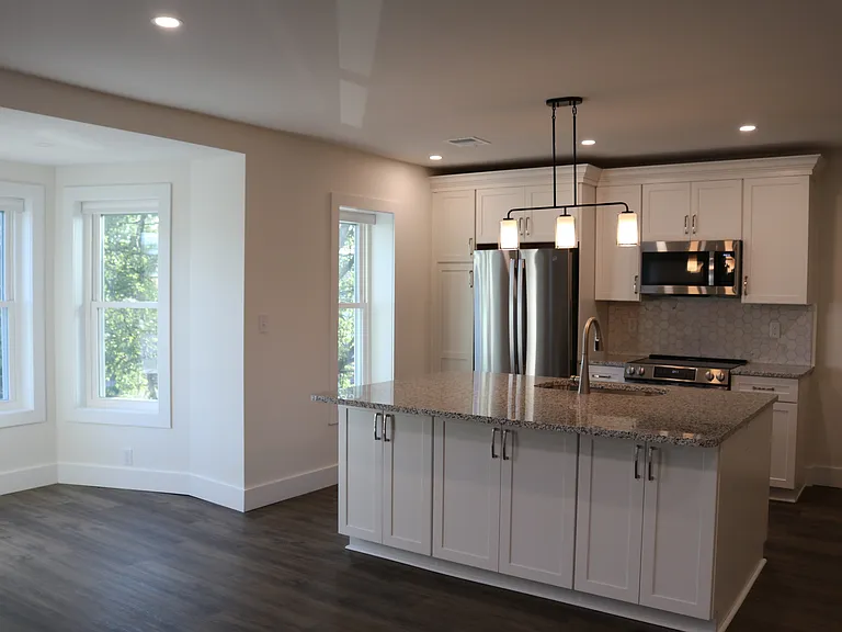 108 W Market St #108C — Photo 1