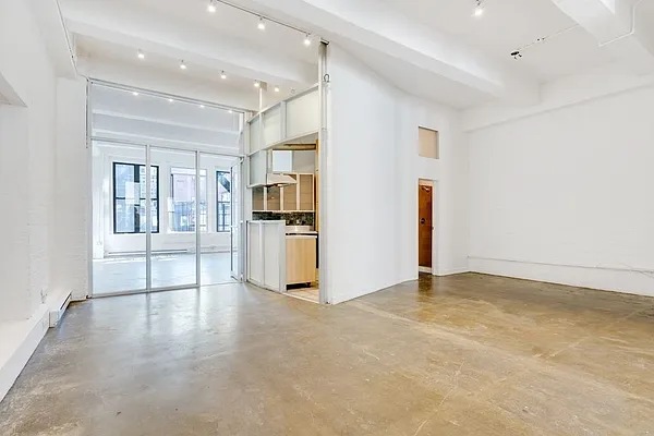 Rented by Aventana | media 5