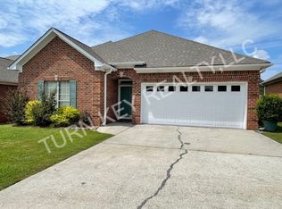 515 Enclave Cir, Fultondale, AL 35068