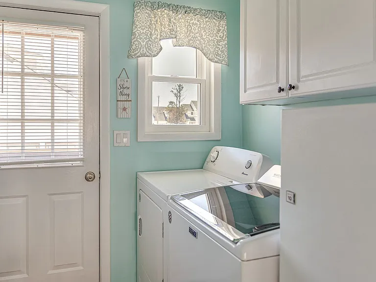 Laundry Room Cabinet