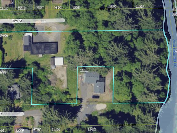 3rd image of 735 3rd St