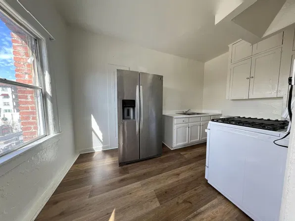 Bonnie Brae Apartments...Gorgeous Newly Remodeled Apartments..Great Location! CALL NOW!, 512 S Bonnie Brae St APT 308, Los Angeles, CA 90057