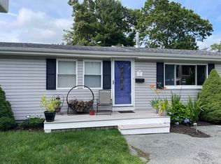 17 Sparrow St, New Bedford, MA 02745