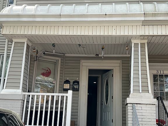 2nd image of 309 Union St APT 1